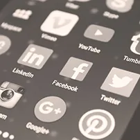 REDES SOCIALES